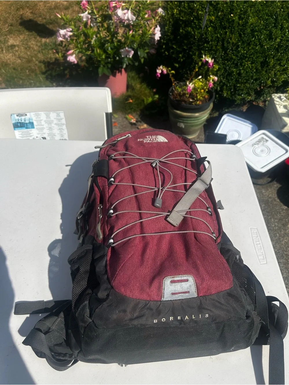 The North Face compact men’s